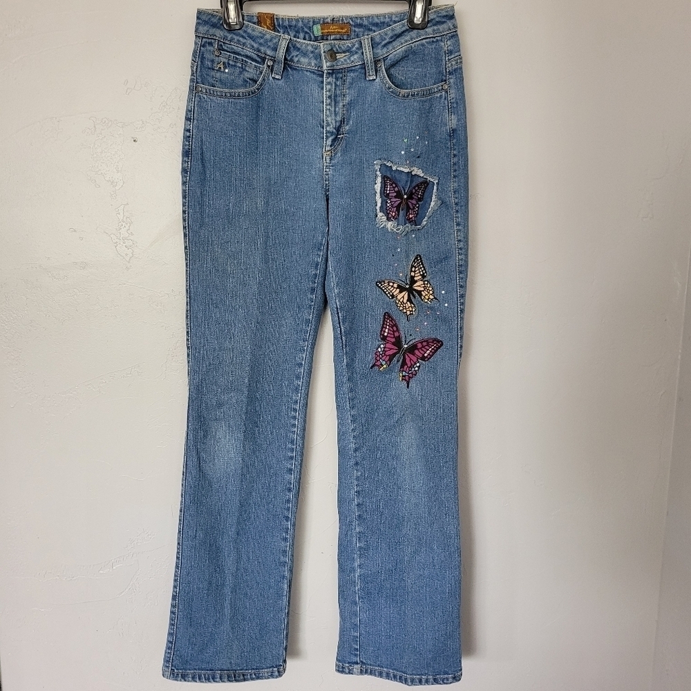 Aura by Wrangler Women's 4P Medium Wash Denim Embroidered Butterfly Jeans Y2K